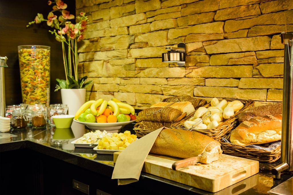 Fletcher Hotel Restaurant Carlton Naaldwijk Ngoại thất bức ảnh